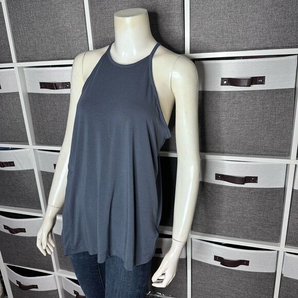 Athleta Explore Tank in Granite Size Medium - Picture 16 of 16